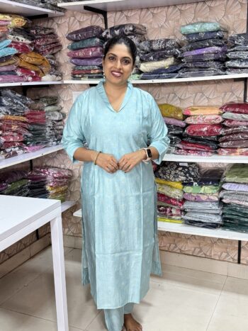 vattikan trending neck co ord set MD46